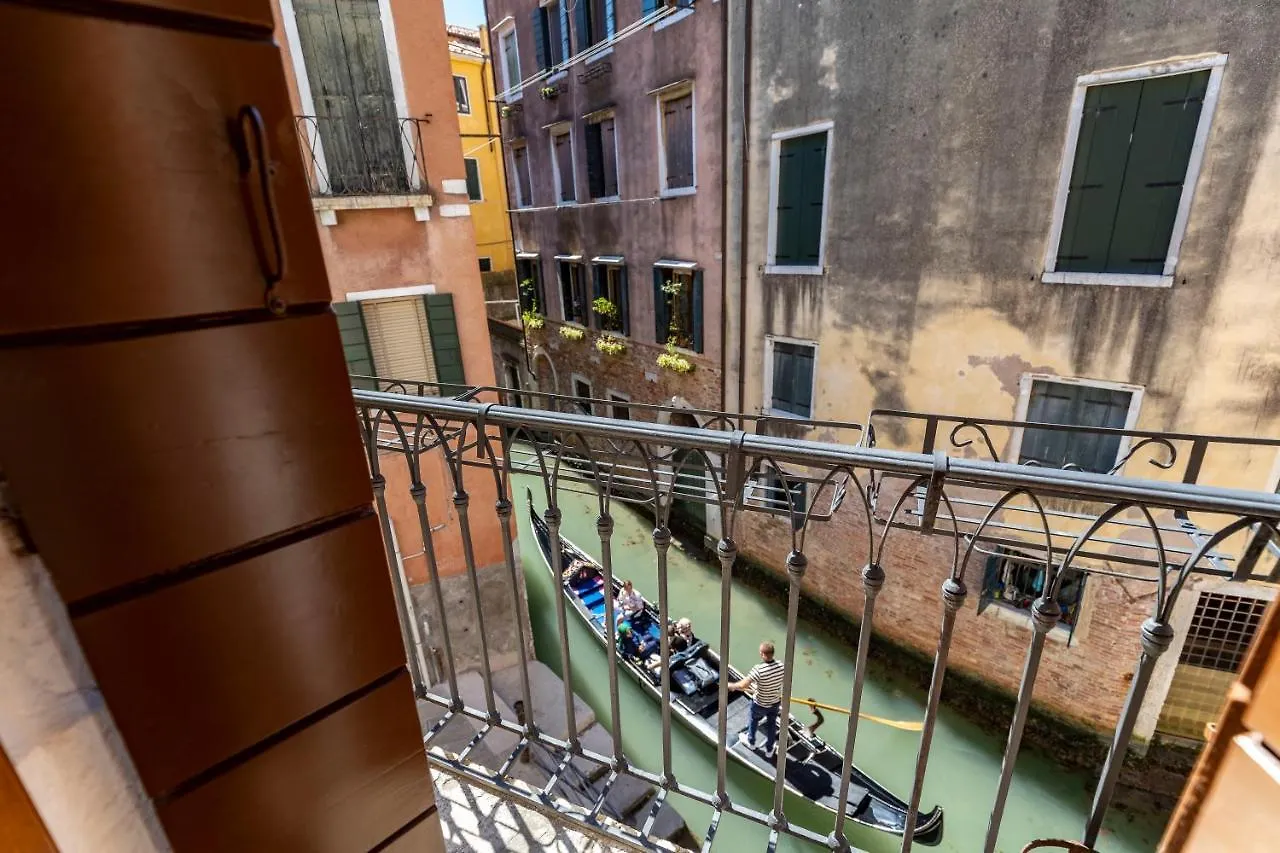 Querini Suite-Balcony On Canal, Close To San Marco Venice 0*,  Italy