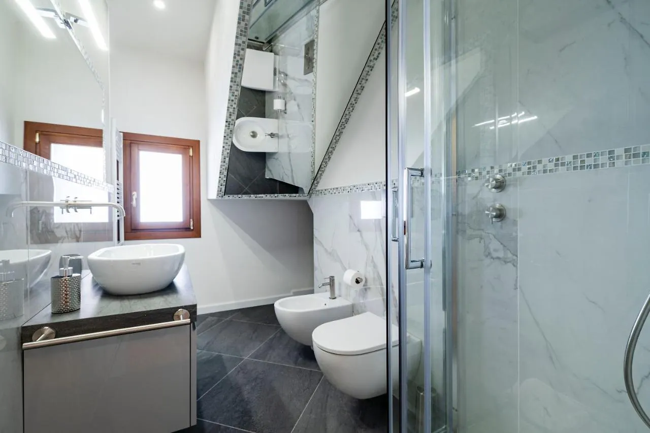Querini Suite-Balcony On Canal, Close To San Marco Venice